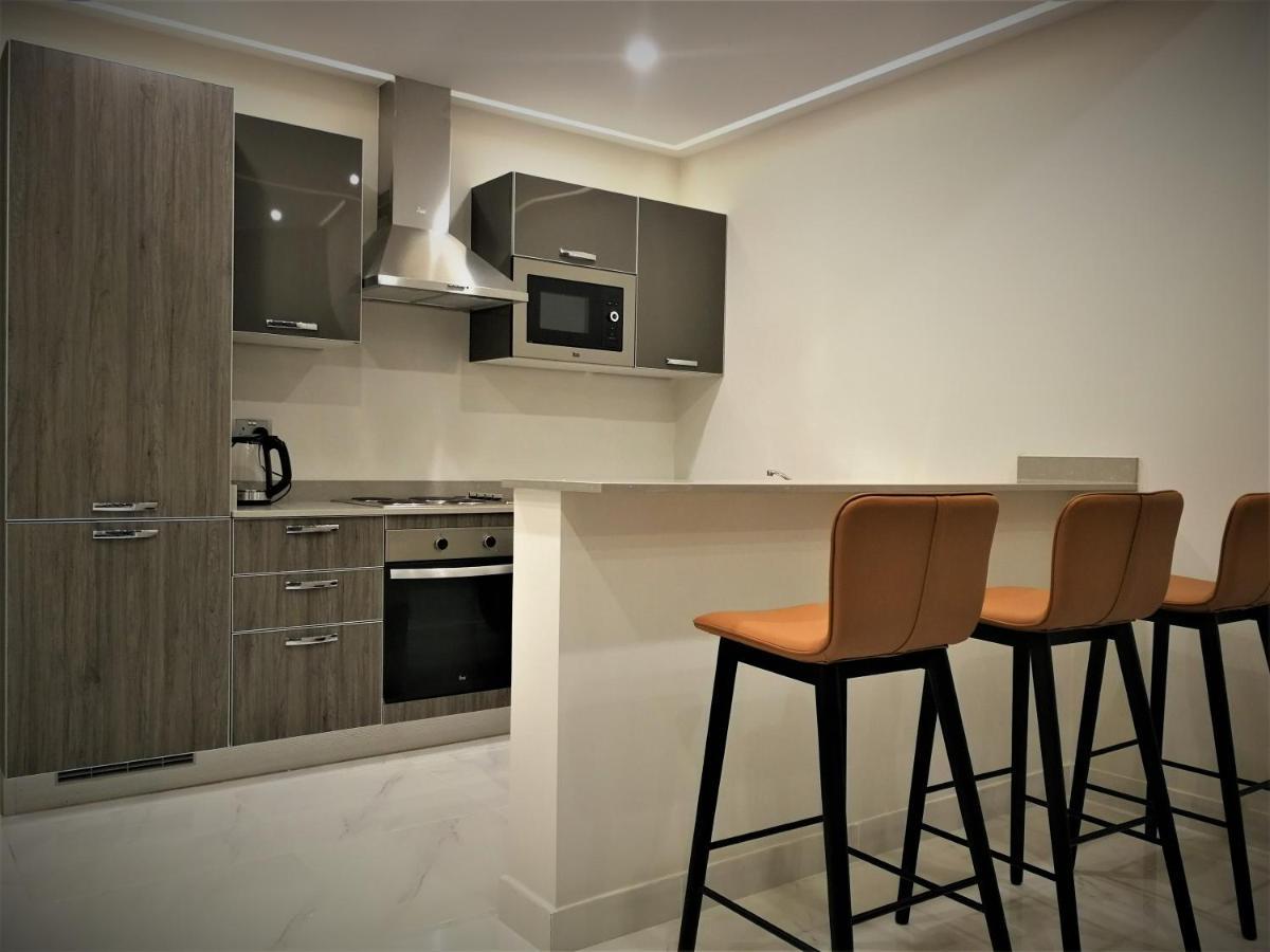 Infinity Juffair Suites Manama Dış mekan fotoğraf